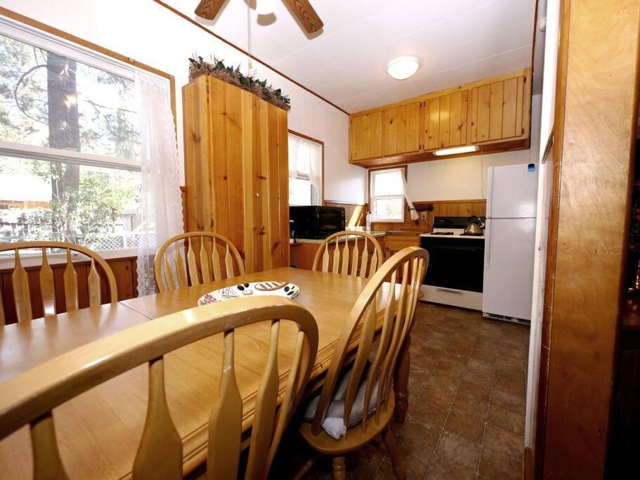 Green Cabin In Big Bear Lake 3 Bdr Pets Friendly Big Bear City Exterior photo